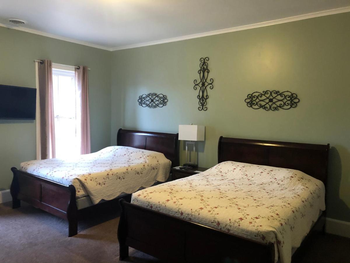 Cook Mansion Bed & Breakfast Montour Falls Buitenkant foto