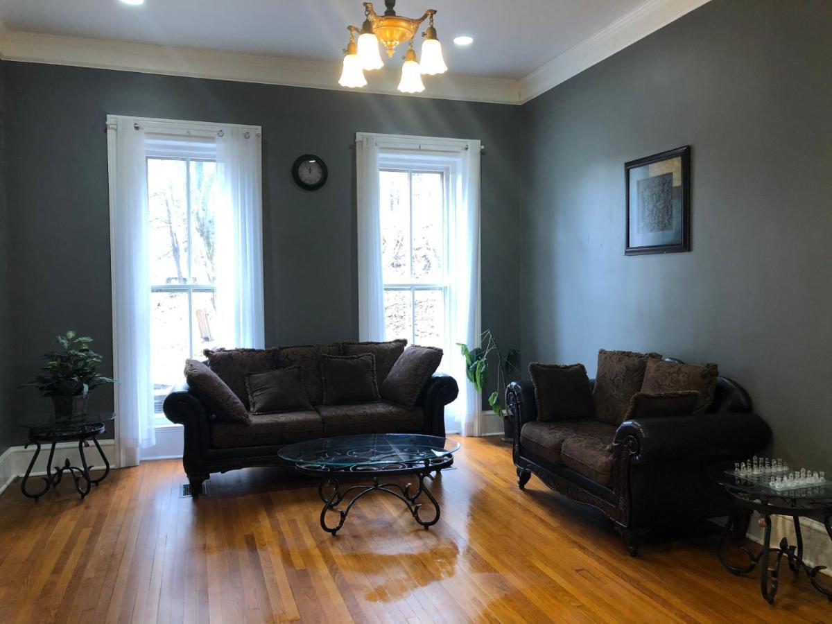 Cook Mansion Bed & Breakfast Montour Falls Buitenkant foto